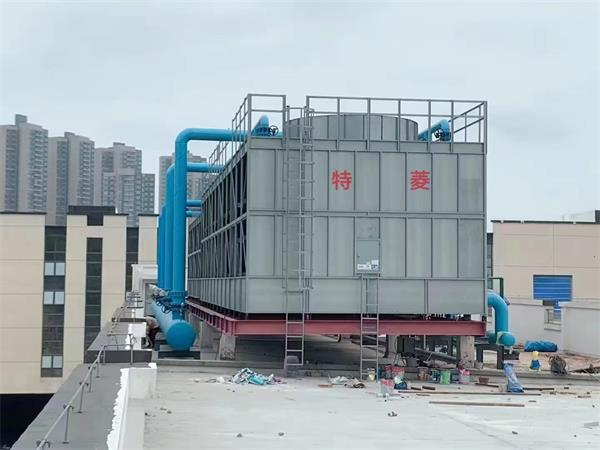 冷卻塔材料中鍍鋅鋼相對于玻璃鋼的優勢(冷卻塔用玻璃鋼材質)