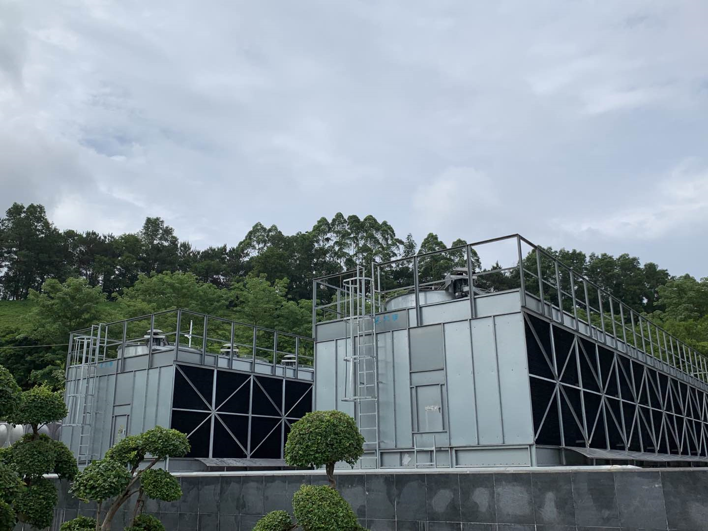 方形冷卻塔的注意選購,方形冷卻塔圖片