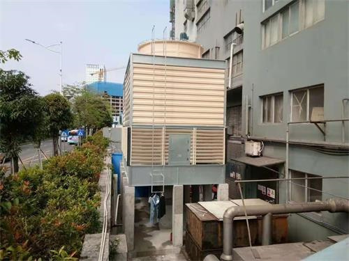 注塑機冷卻塔的特點和要求是什么？,注塑機冷卻塔安裝圖片